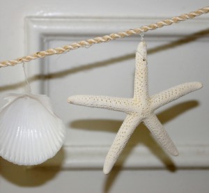 How to Make a Seashell Garland for a Summer Fireplace Mantel