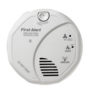 First Alert Carbon Monoxide and Smoke Combo Alarn